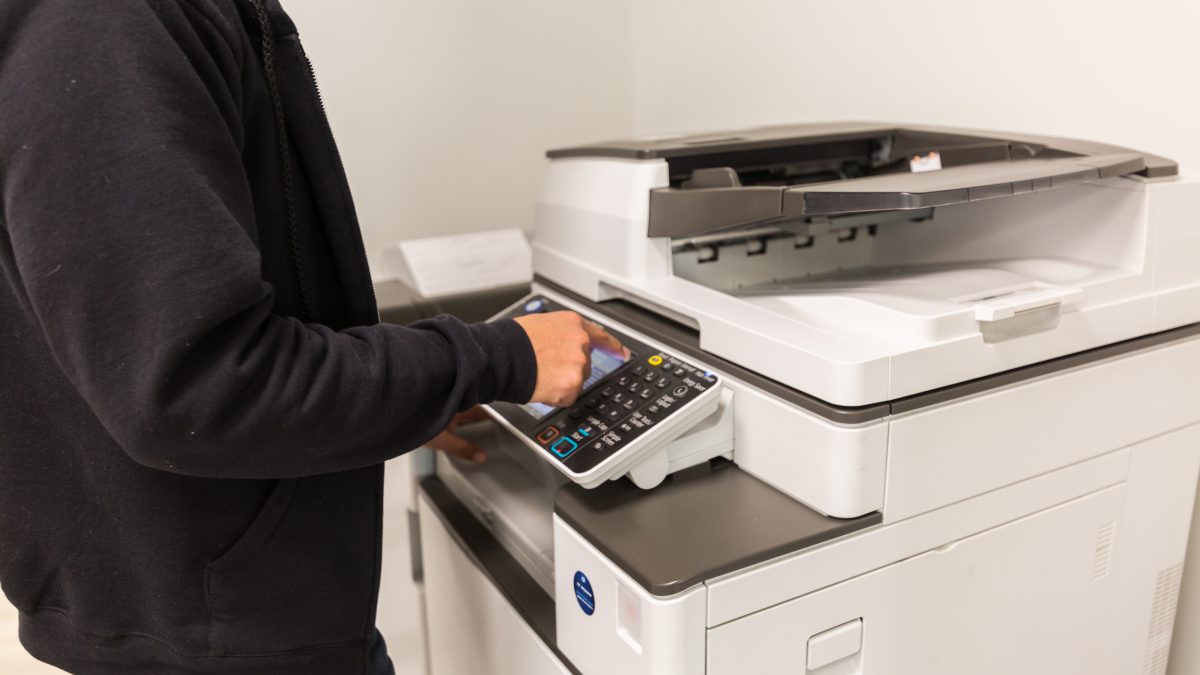 Read more about the article Keeping Your Office Costs Down With Photocopier Leasing